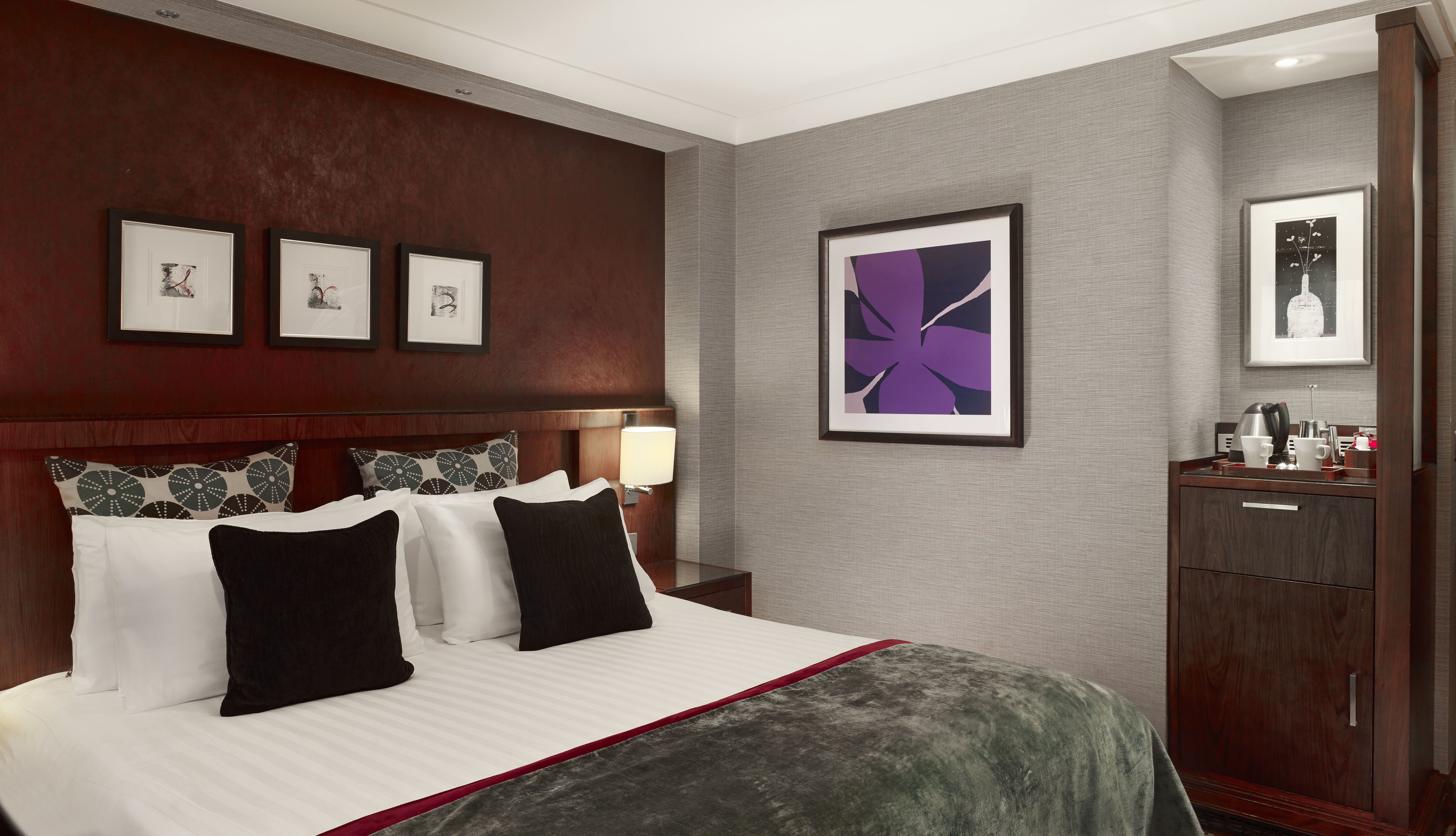 Crowne Plaza London - Gatwick Airport, an IHG Hotel ,  RH11 7SX near Gatwick Airport View Point 23