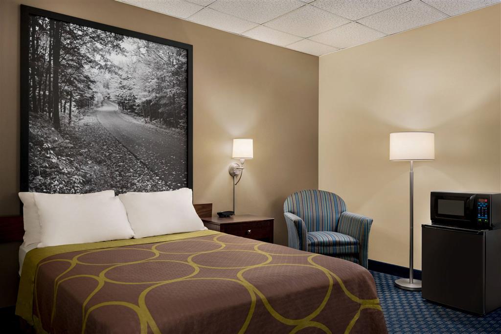 Super 8 by Wyndham Liverpool/Syracuse North Airport , NY 13088-6645 near Syracuse Hancock International Airport View Point 11
