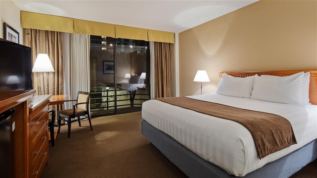 Best Western Plus Bayside Inn , CA 92101 near San Diego International Airport View Point 36