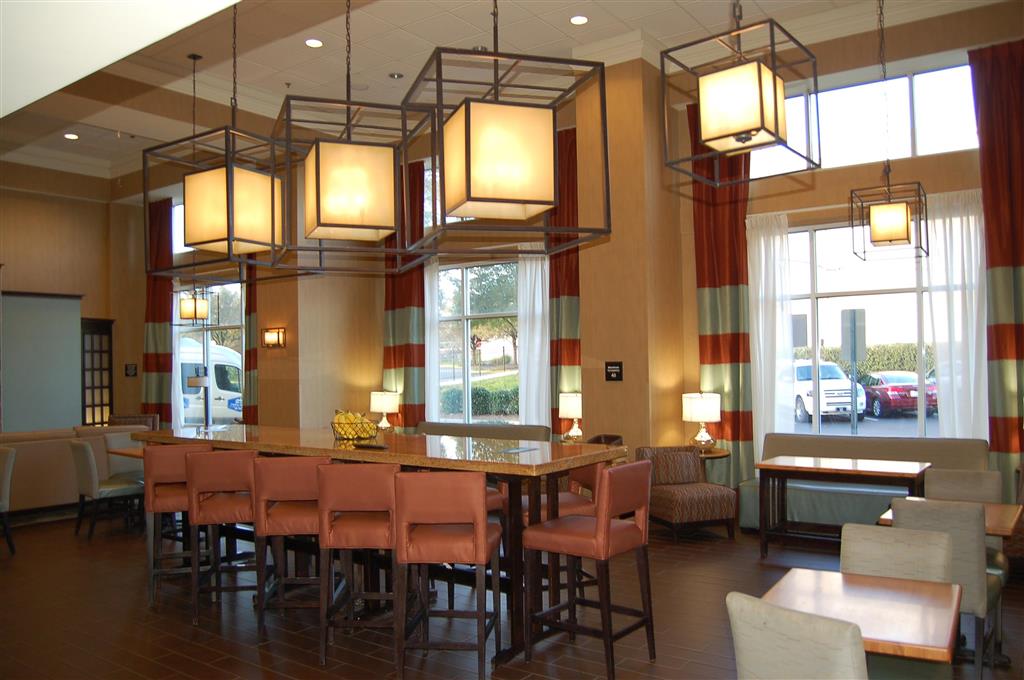 Hampton Inn & Suites Charlotte-Airport , NC 28214 near Charlotte/douglas International Airport View Point 4