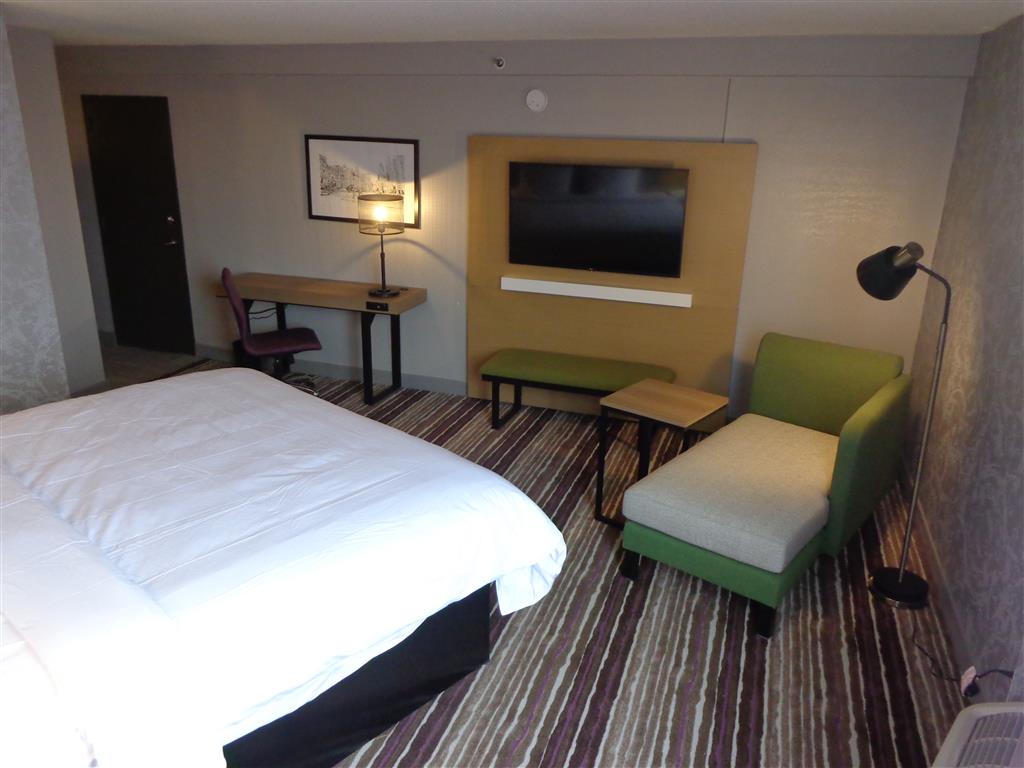 Holiday Inn Philadelphia Arpt-Stadium Area, an IHG Hotel , PA 19145 near Philadelphia International Airport View Point 26