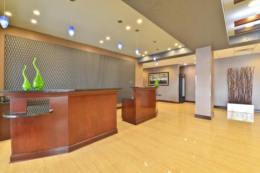 Wyndham Garden Elk Grove Village/O'Hare , IL 60007 near Ohare International Airport View Point 8