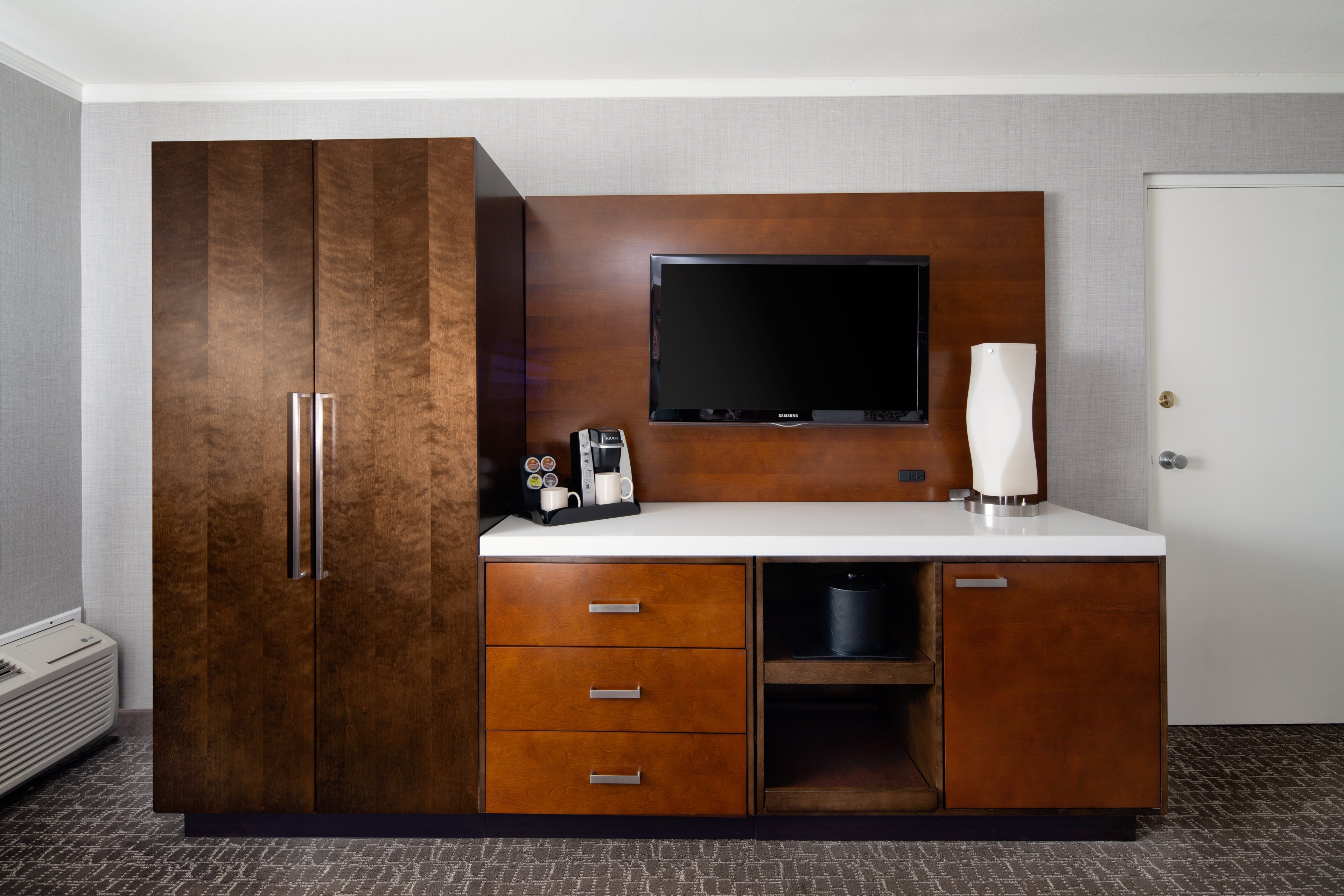 Holiday Inn Long Beach - Airport, an IHG Hotel , CA 90815 near Long Beach Airport View Point 69