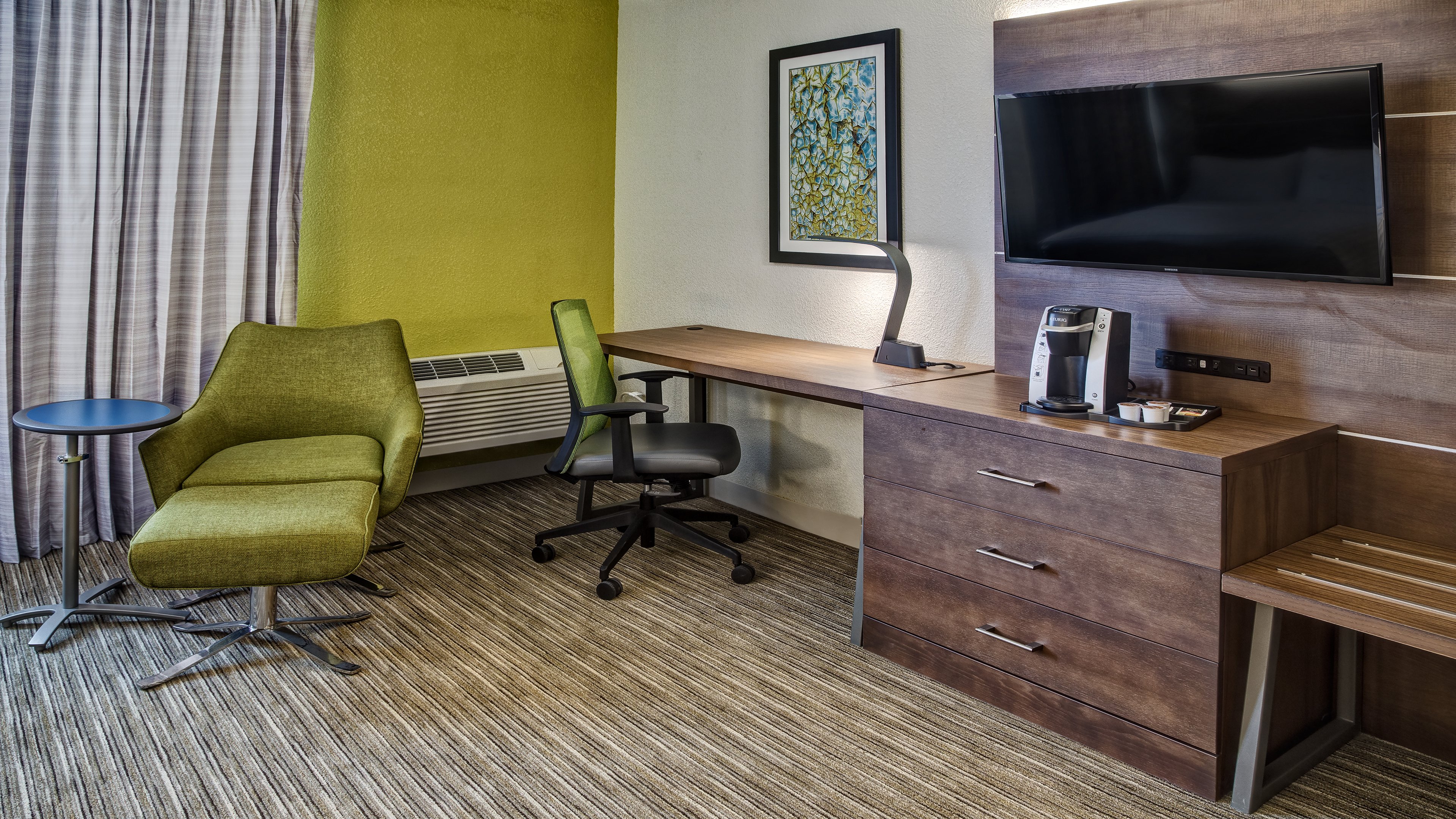 Holiday Inn Express Louisville Airport Expo Center, an IHG Hotel , KY 40218 near Louisville International Airport (standiford Field) View Point 23