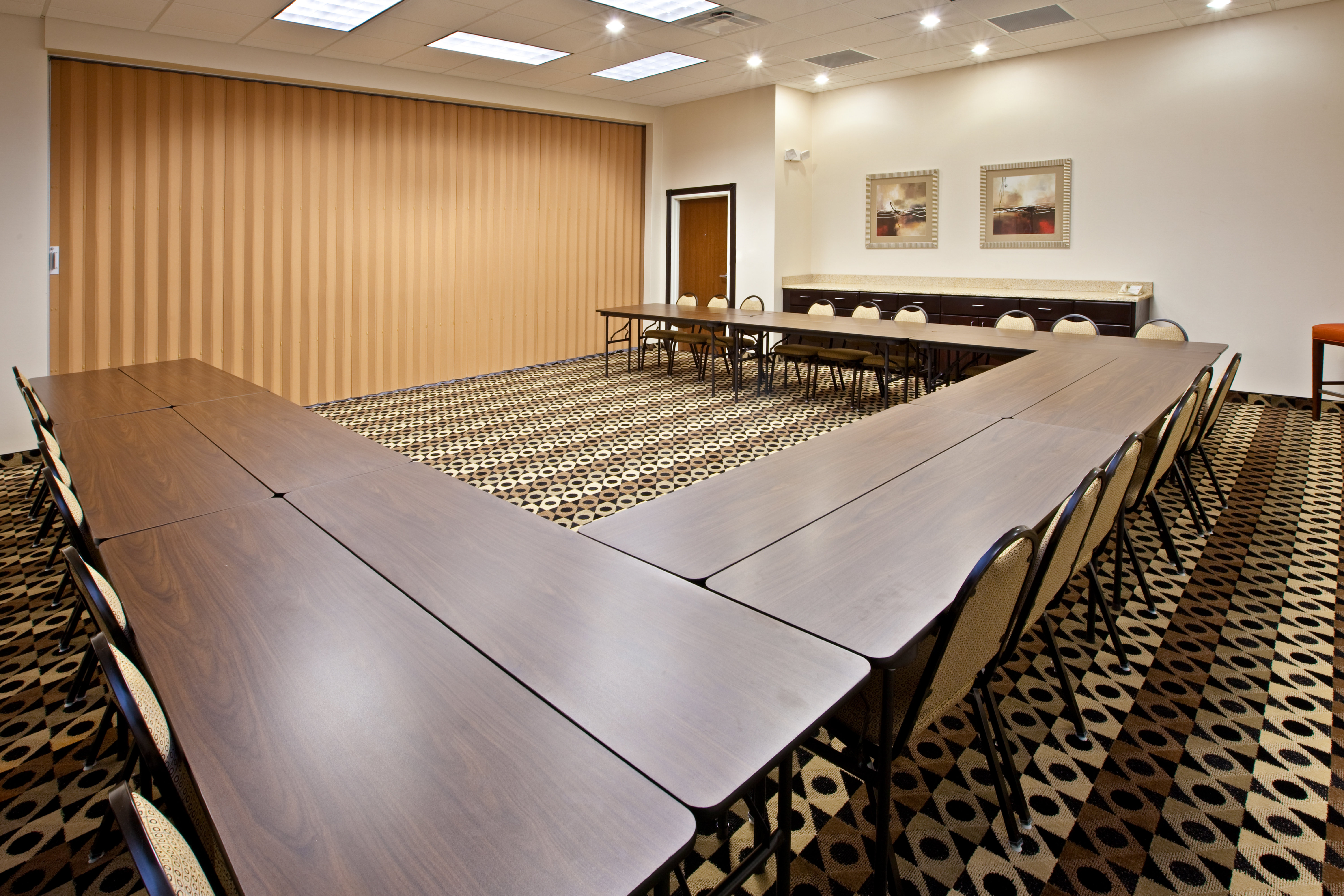 Holiday Inn Louisville Airport South, an IHG Hotel , KY 40213 near Louisville International Airport (standiford Field) View Point 5