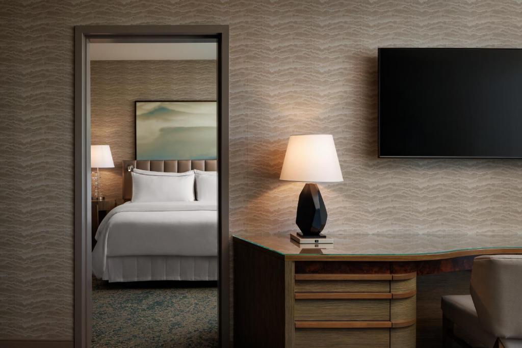 The Westin Calgary Airport , AB T2E 8Z9 near Calgary International Airport View Point 3
