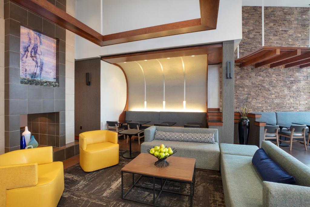 Hyatt Place Reno-Tahoe Airport , NV 89502 near Reno-tahoe International Airport View Point 13