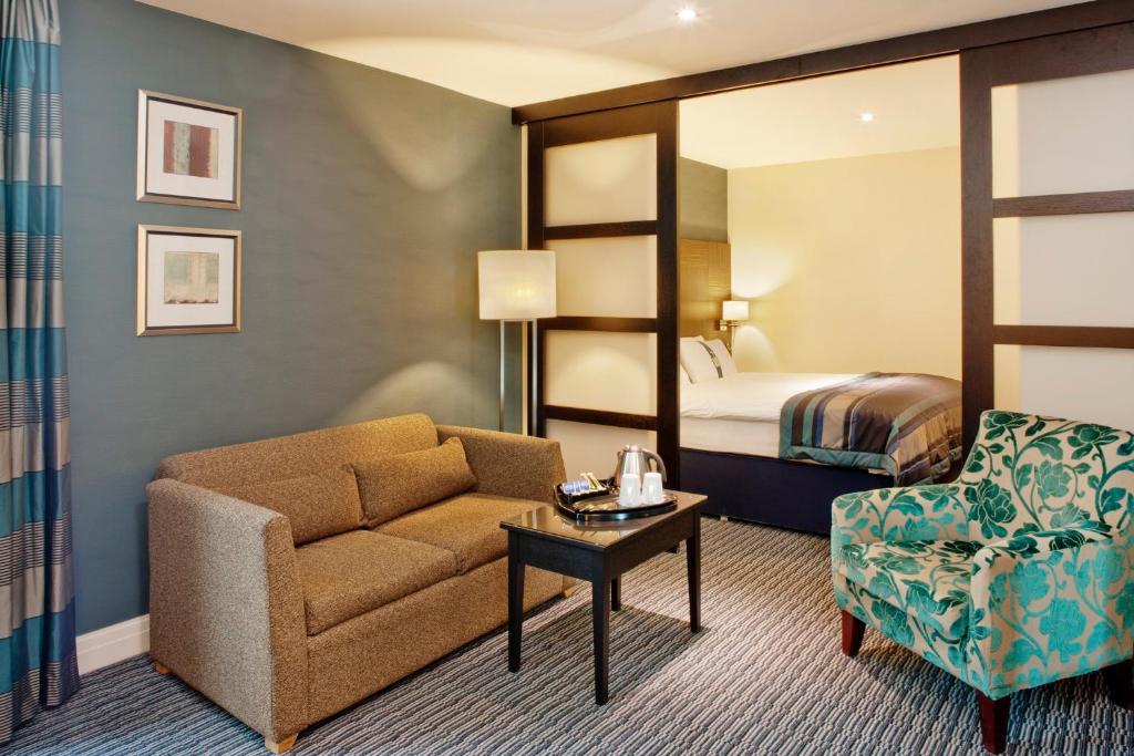 Holiday Inn Birmingham Airport - Nec by IHG ,  B26 3QW near  Birmingham Airport View Point 15