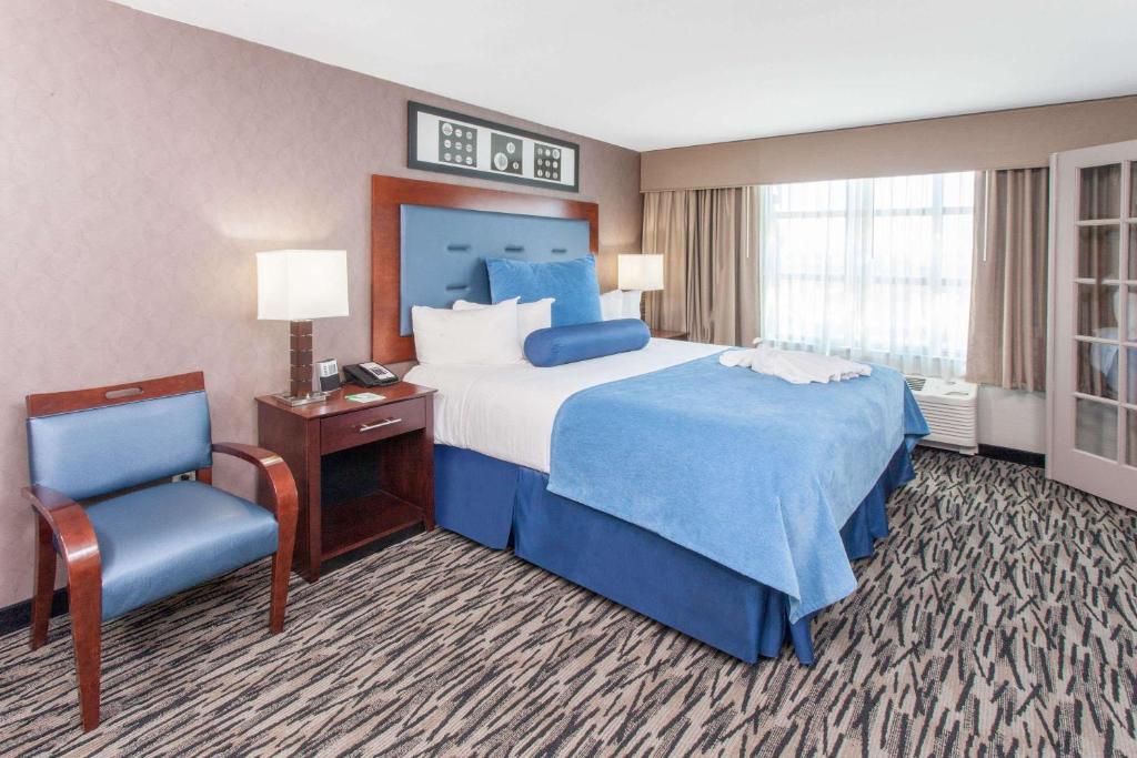 Wyndham Garden Elk Grove Village/O'Hare , IL 60007 near Ohare International Airport View Point 10