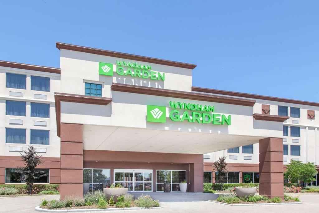 Wyndham Garden Elk Grove Village/O'Hare , IL 60007 near Ohare International Airport View Point 1