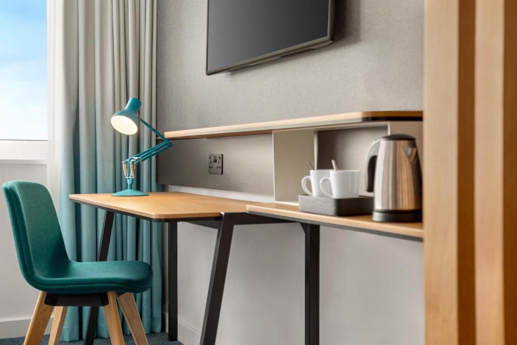 Holiday Inn Birmingham Airport - Nec by IHG ,  B26 3QW near  Birmingham Airport View Point 6