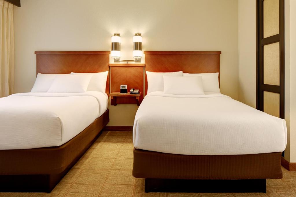 Hyatt Place Reno-Tahoe Airport , NV 89502 near Reno-tahoe International Airport View Point 5