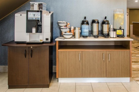 Comfort Inn Aeroport , QC H9P 1C1 near Montreal-Pierre Elliott Trudeau Int. Airport View Point 5