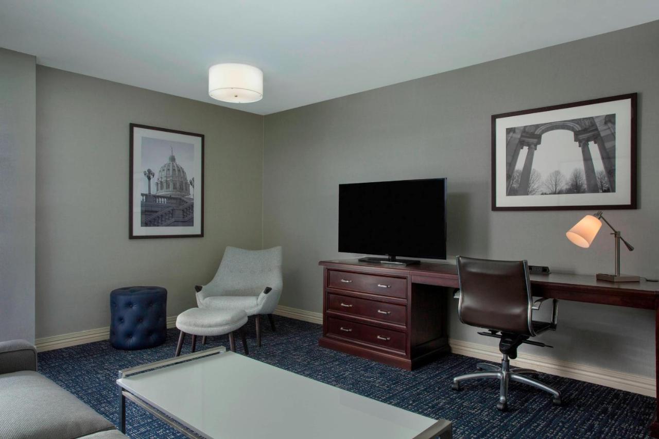 Sheraton Suites Philadelphia Airport , PA 19153 near Philadelphia International Airport View Point 14