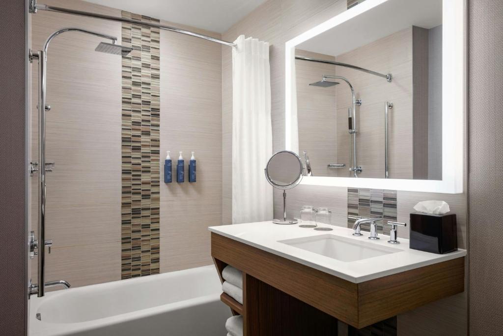 The Westin Calgary Airport , AB T2E 8Z9 near Calgary International Airport View Point 6