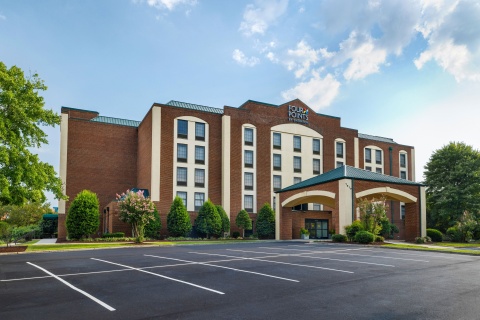 Four Points by Sheraton Greensboro Airport , NC 27409 near Piedmont Triad International Airport View Point 1