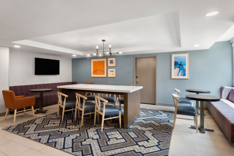 Holiday Inn Express Atlanta Airport - North by IHG , GA 30337 near Hartsfield-jackson Atlanta International Airport View Point 3