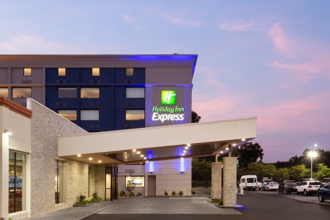 Holiday Inn Express Atlanta Airport North By Ihg