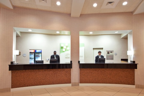 Holiday Inn New Orleans West Bank Tower by IHG , LA 70053 near Louis Armstrong New Orleans International Airport  View Point 4