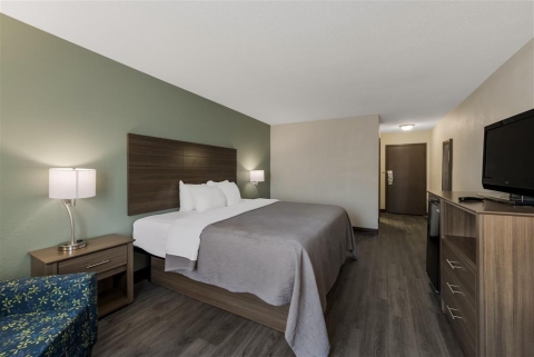 Quality Inn Saint Louis Airport , MO 63134 near Lambert-saint Louis International Airport View Point 17