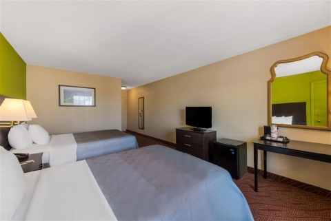 Quality Inn Saint Louis Airport , MO 63134 near Lambert-saint Louis International Airport View Point 15