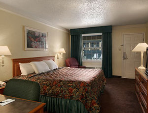 Oyo Hotels Formerly Red Roof Inn Tulsa Airport , OK 74115 near Tulsa International Airport View Point 9