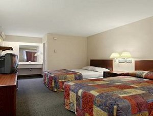 Knights Inn Market Center , TX 75235 near Dallas Love Field Airport View Point 9