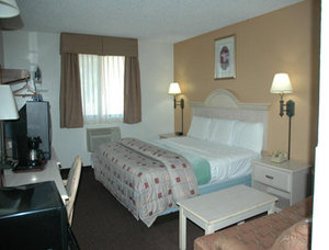 Super 8 - Clearwater/St.Petersburg-Airport , FL 33762 near St. Petersburg-clearwater International Airport View Point 2