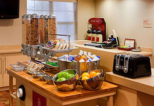Mainstay Suites Cleveland Airport , OH 44130 near Cleveland Hopkins International Airport View Point 3