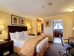 La Quinta Inn and Suites  , CA 94030 near San Francisco International Airport View Point 10