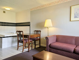 USA Inn , TN 37701 near Mcghee Tyson Airport View Point 2