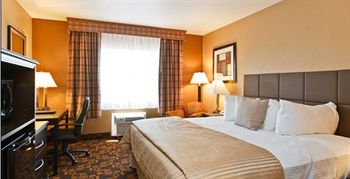 Quality Inn & Suites Denver , CO 80207 near Denver International Airport (succeeded Stapleton Airport) View Point 4