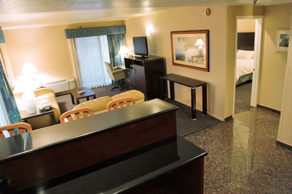 The Pacific Inn (LGB) , CA 90740 near Long Beach Airport View Point 2