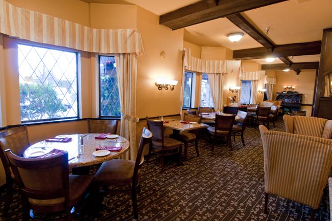 Abercorn Inn Vancouver Airport , BC V6X 1S1 near Vancouver International Airport View Point 6