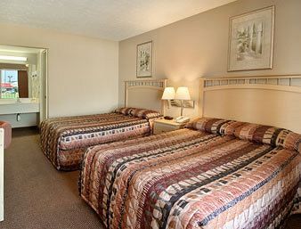 Days Inn Airport/Fair & Expo Center - Louisville , KY 40213 near Louisville International Airport (standiford Field) View Point 2