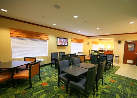 Fairfield Inn Kansas City Airport , MO 64153 near Kansas City International Airport View Point 4
