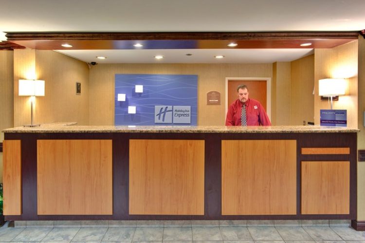 Holiday Inn Express Flint Campus , MI 48503 near Bishop International Airport View Point 2