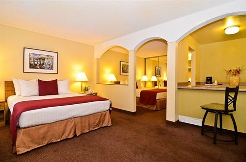 Mardi Gras Hotel & Casino , NV 89169 near Mccarran International Airport View Point 4