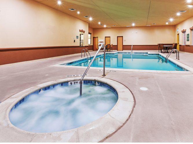 La Quinta Inn And Suites Dfw Airport West-Bedford , TX 76021 near Dallas-fort Worth International Airport View Point 3