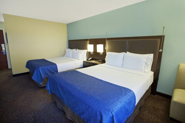 Holiday Inn Express Romulus / Detroit Airport , MI 48174 near Detroit Metropolitan Wayne County Airport View Point 4