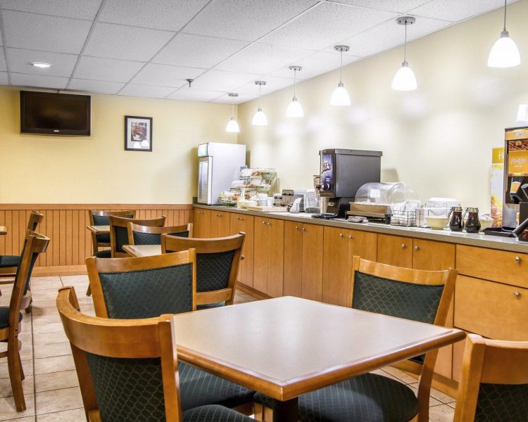 Quality Inn Bangor , Maine 04401 near Bangor International Airport View Point 7