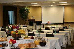 Hampton Inn And Suites Oakland Airport Alameda , CA 94502 near Oakland International Airport View Point 7