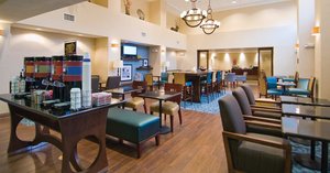 Hampton Inn And Suites Baton Rouge Port Allen , LA 70767 near Baton Rouge Metropolitan Airport (ryan Field) View Point 2
