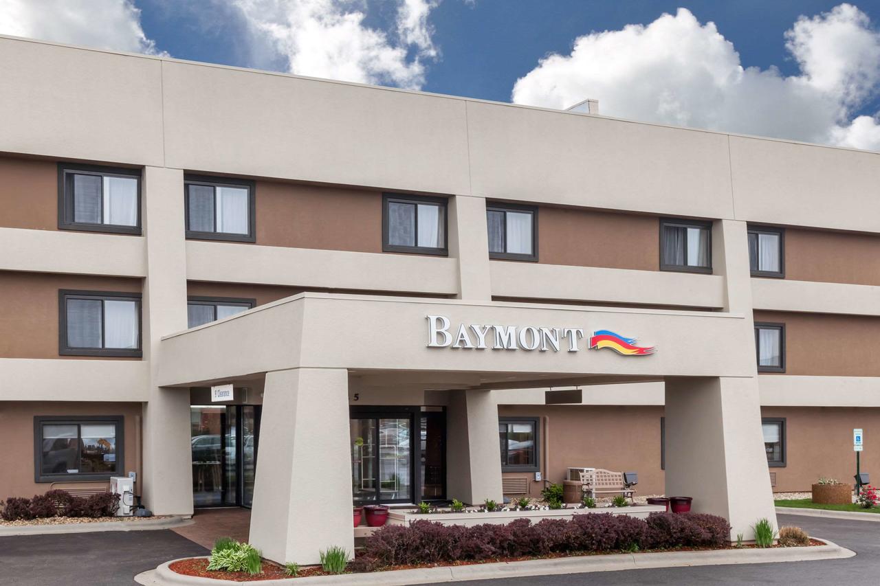 Baymont by Wyndham - Glenview , IL 60025 near Ohare International Airport View Point 1