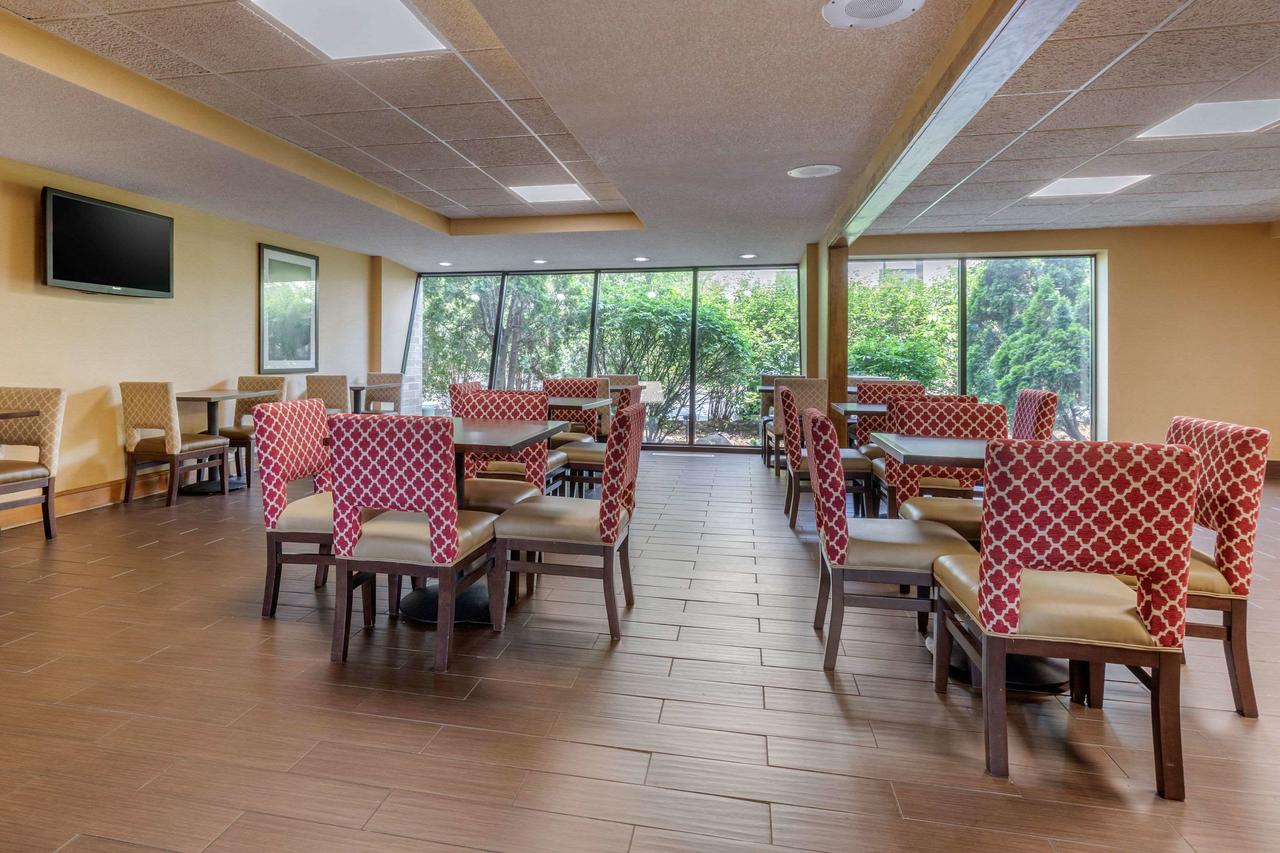 Suburban Studios Arlington Heights - Elk Grove , IL 60005 near Ohare International Airport View Point 5