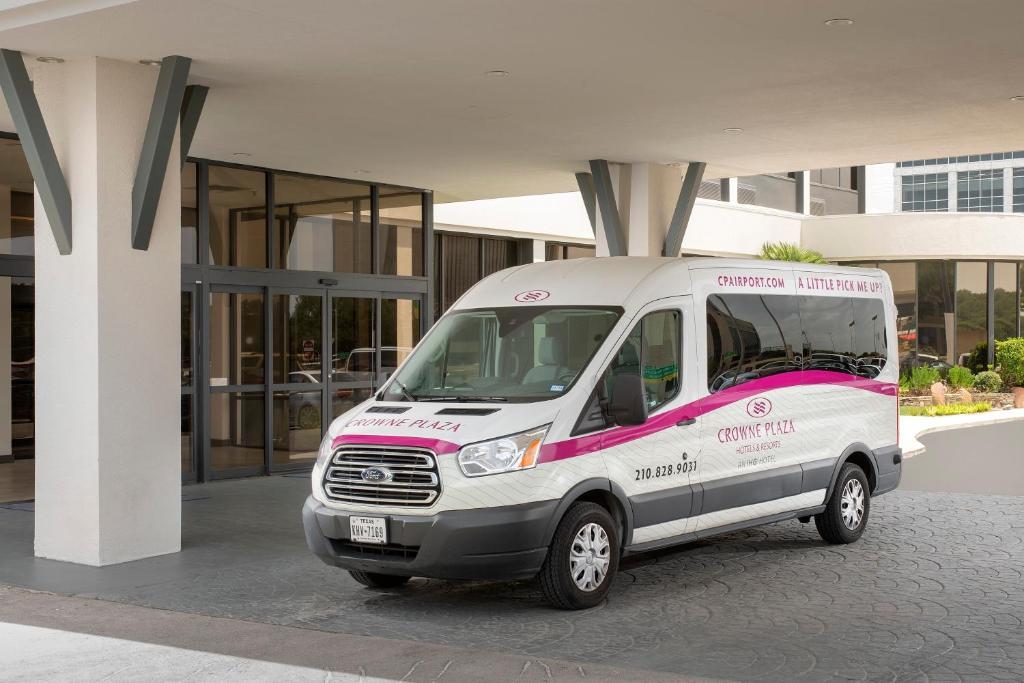 Crowne Plaza  Hotels and Resorts , Texas 78209 near San Antonio International Airport View Point 2
