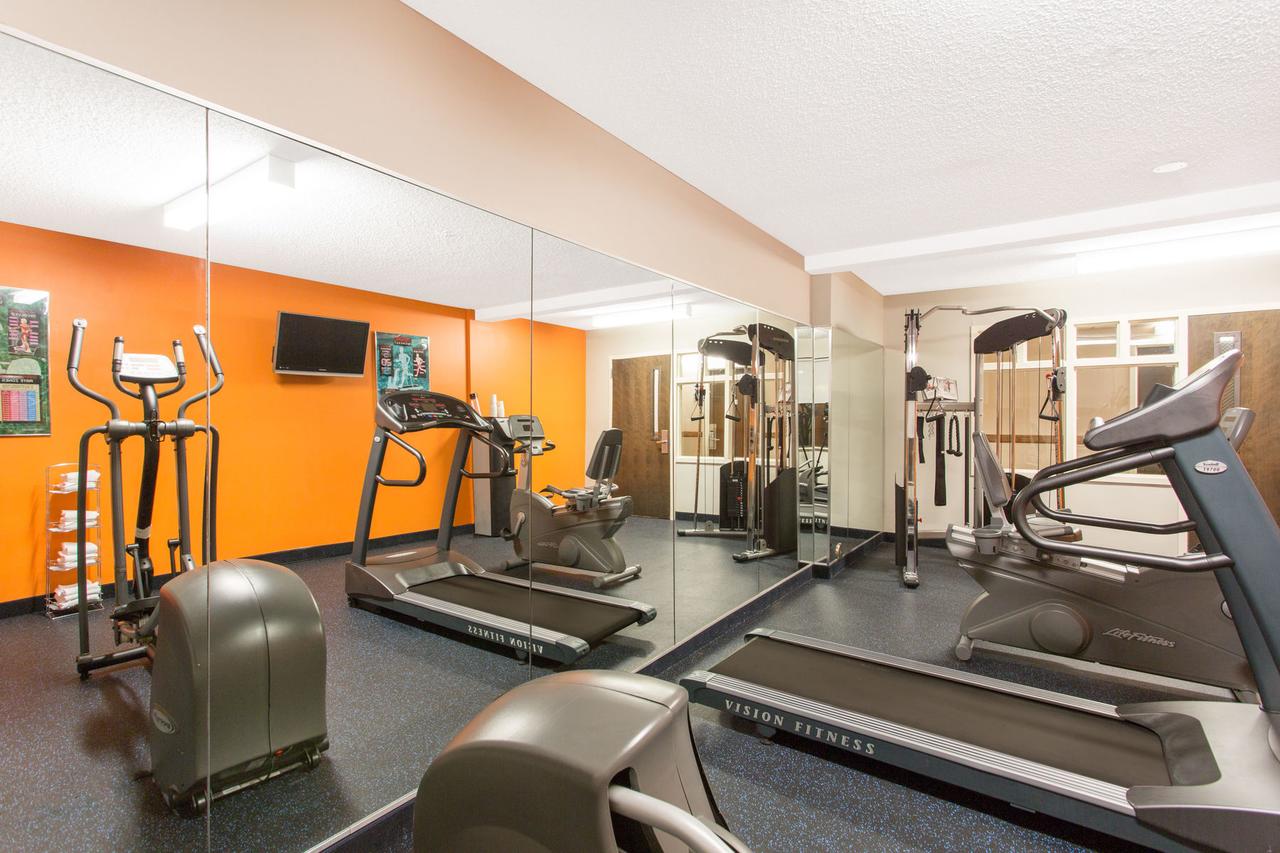 Days Inn By Wyndham Raleigh-Airport-Research Triangle Park , NC 27560 near Raleigh-durham International Airport View Point 8