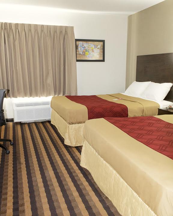 Econo Lodge Airport - Milwaukee , WI 53221 near General Mitchell International Airport View Point 2