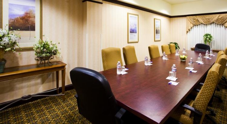 Holiday Inn Express Syracuse Airport , NY 13212 near Syracuse Hancock International Airport View Point 10