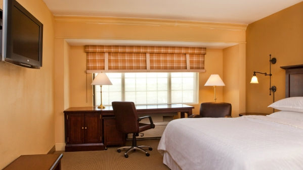 Sheraton Baltimore Washington Airport Hotel , Maryland 21090 near Baltimore-washington International Thurgood Marshall Airport View Point 4